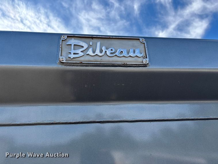 image for item DU1471 2005 Sterling L9500 dump truck