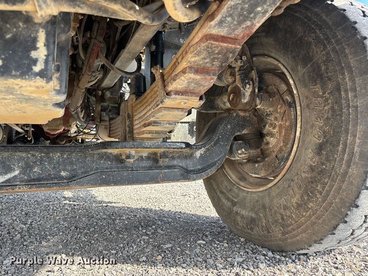 image for item DU1471 2005 Sterling L9500 dump truck