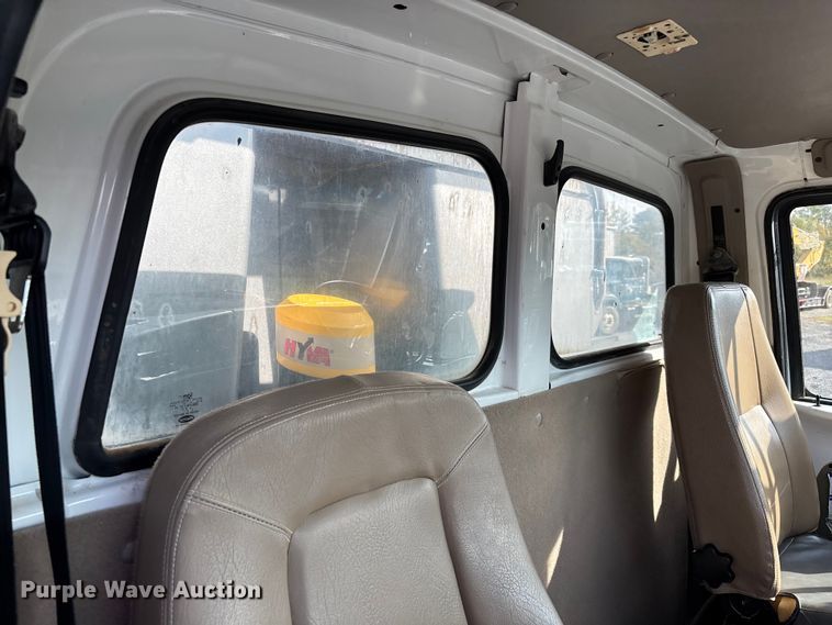 image for item DU1471 2005 Sterling L9500 dump truck