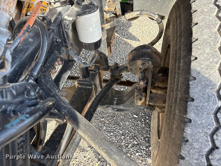 image for item DU1471 2005 Sterling L9500 dump truck