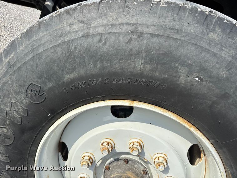 image for item DU1471 2005 Sterling L9500 dump truck