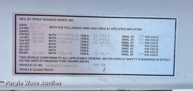 image for item DU1471 2005 Sterling L9500 dump truck