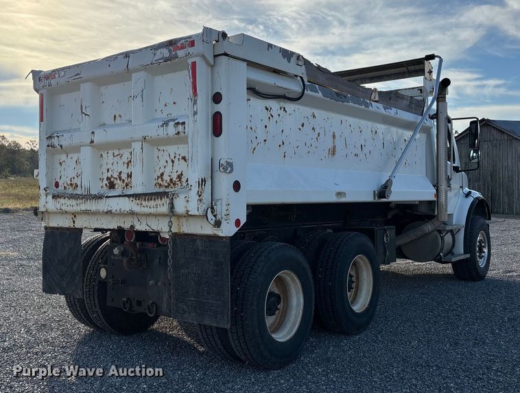 image for item DU1472 2007 Freightliner M2 Business Class dump truck