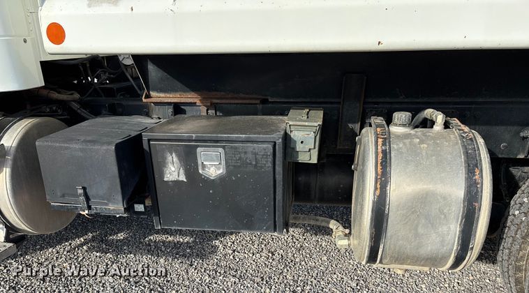 image for item DU1472 2007 Freightliner M2 Business Class dump truck