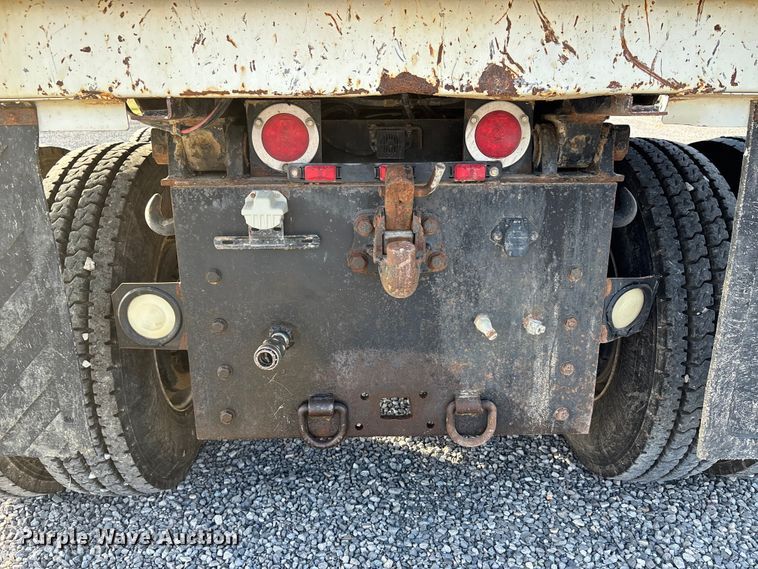 image for item DU1472 2007 Freightliner M2 Business Class dump truck