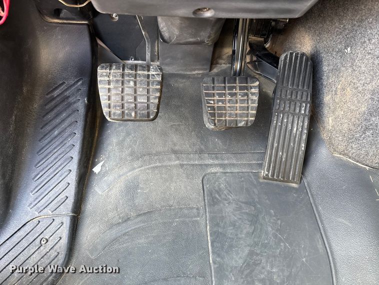 image for item DU1472 2007 Freightliner M2 Business Class dump truck