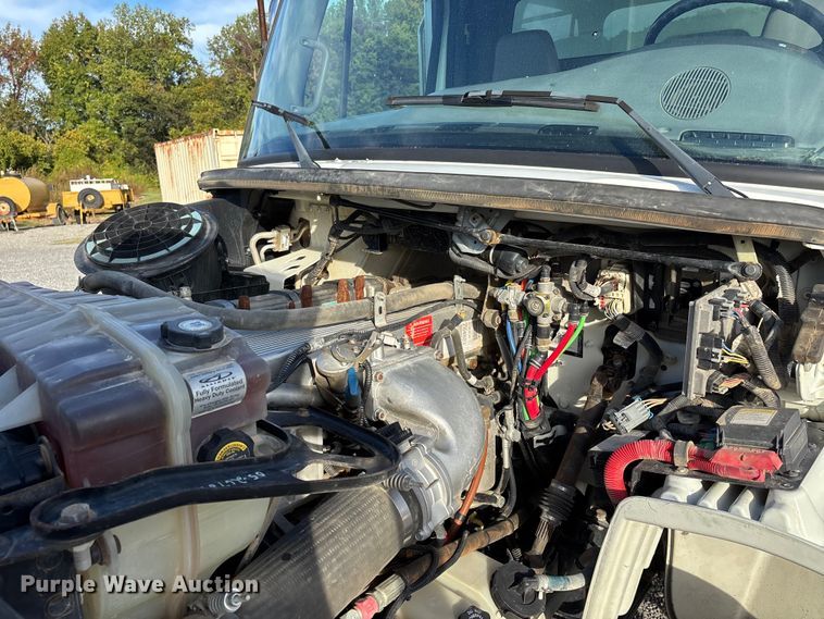 image for item DU1472 2007 Freightliner M2 Business Class dump truck