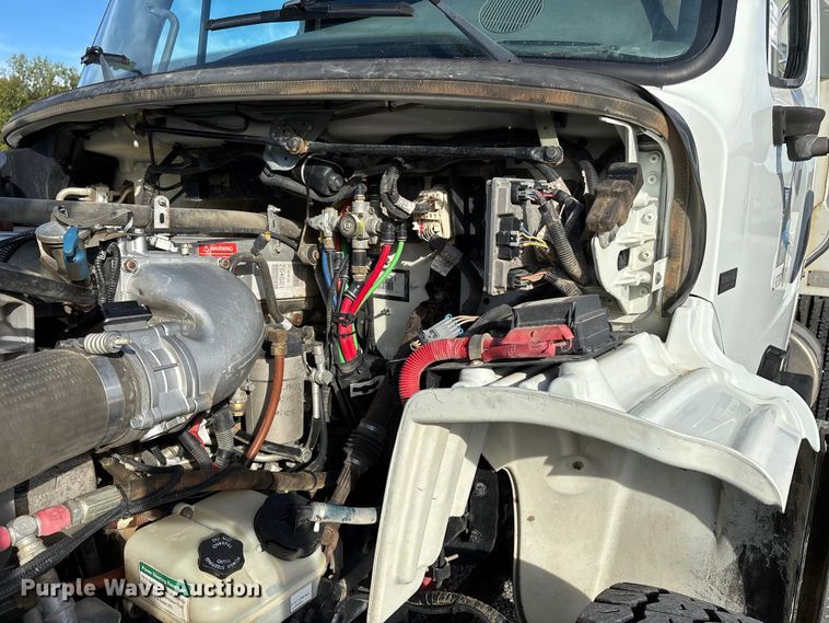 image for item DU1472 2007 Freightliner M2 Business Class dump truck