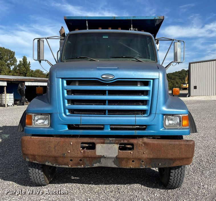 image for item DU1473 1999 Sterling dump truck