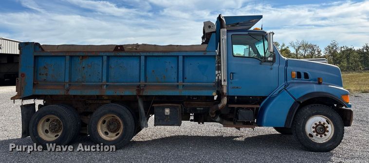 image for item DU1473 1999 Sterling dump truck