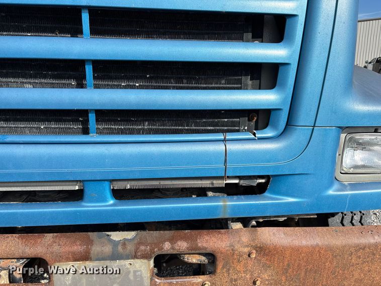 image for item DU1473 1999 Sterling dump truck