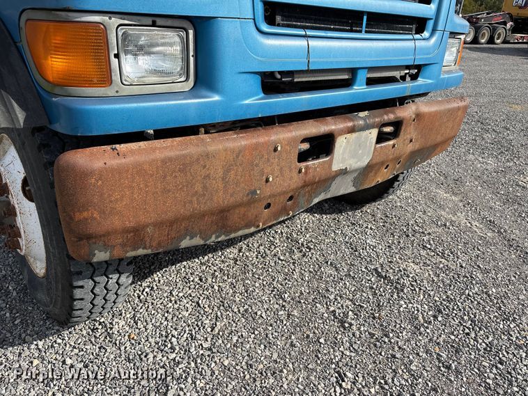 image for item DU1473 1999 Sterling dump truck