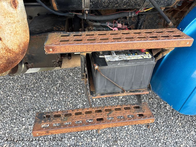 image for item DU1473 1999 Sterling dump truck