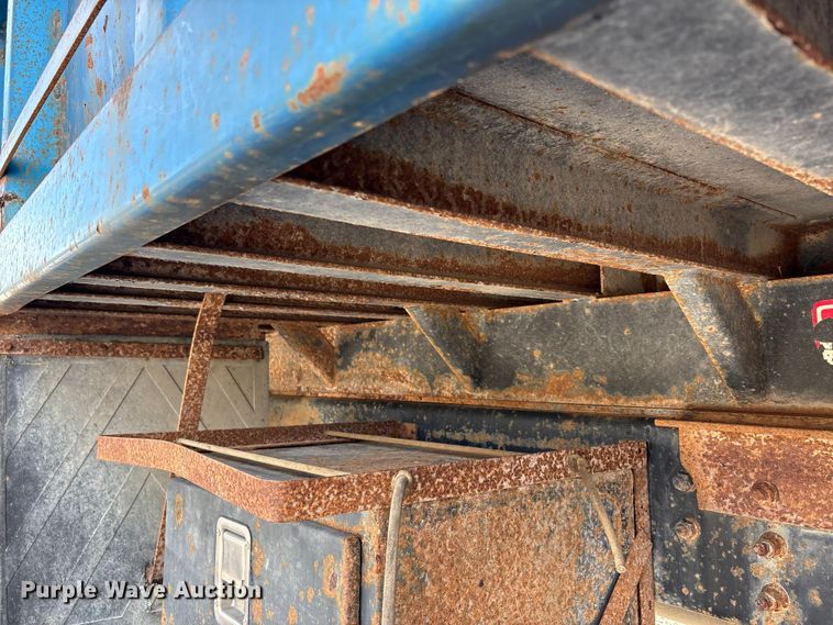 image for item DU1473 1999 Sterling dump truck