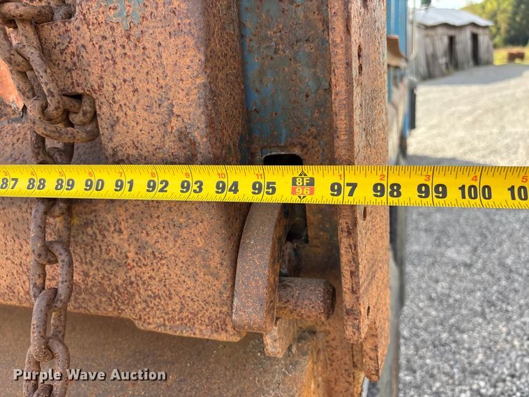 image for item DU1473 1999 Sterling dump truck