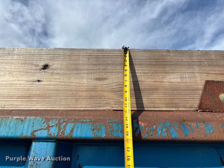 image for item DU1473 1999 Sterling dump truck