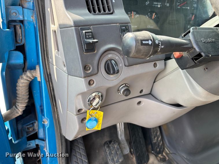 image for item DU1473 1999 Sterling dump truck