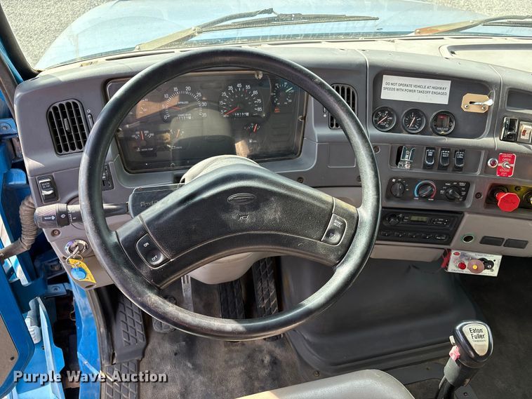 image for item DU1473 1999 Sterling dump truck