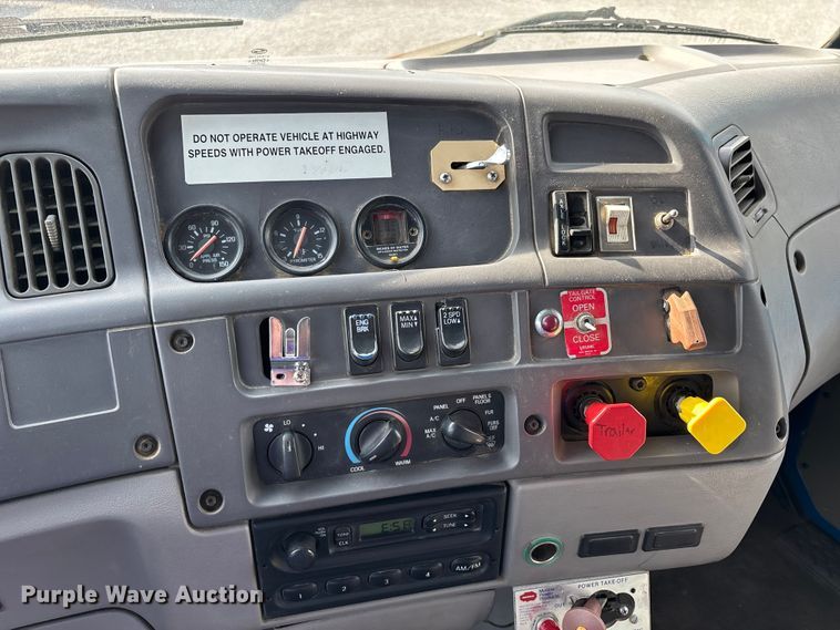 image for item DU1473 1999 Sterling dump truck