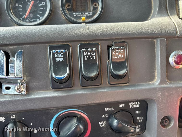 image for item DU1473 1999 Sterling dump truck