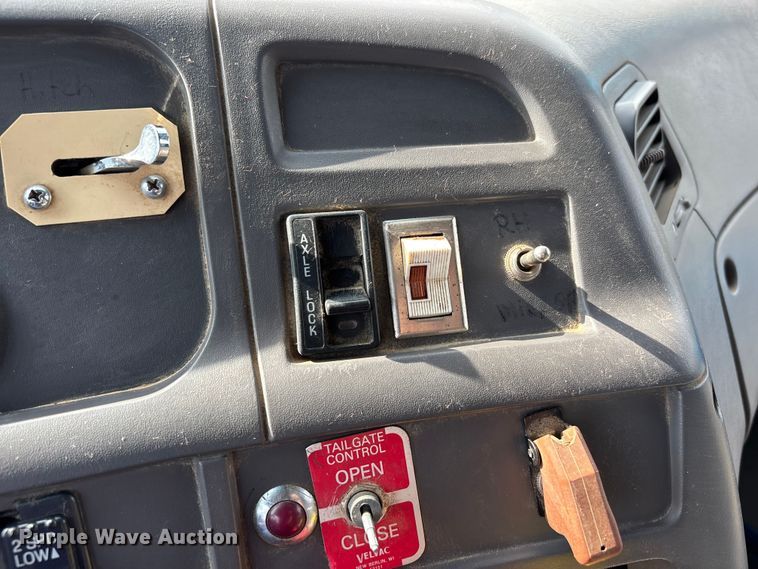 image for item DU1473 1999 Sterling dump truck