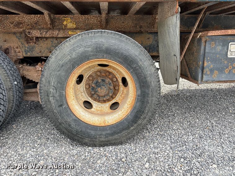 image for item DU1473 1999 Sterling dump truck