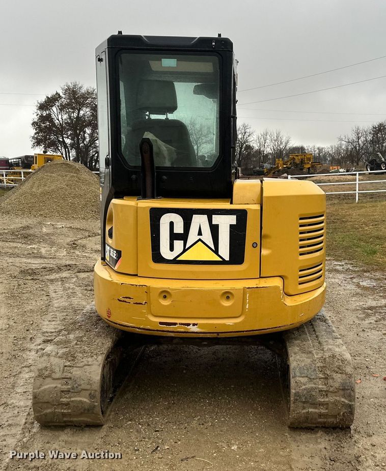 image for item DV0750 2016 Caterpillar 305.5E2  mini excavator