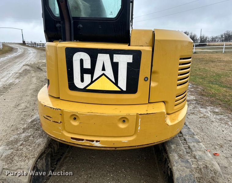 image for item DV0750 2016 Caterpillar 305.5E2  mini excavator