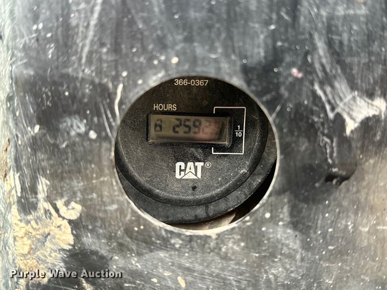 image for item DV0750 2016 Caterpillar 305.5E2  mini excavator