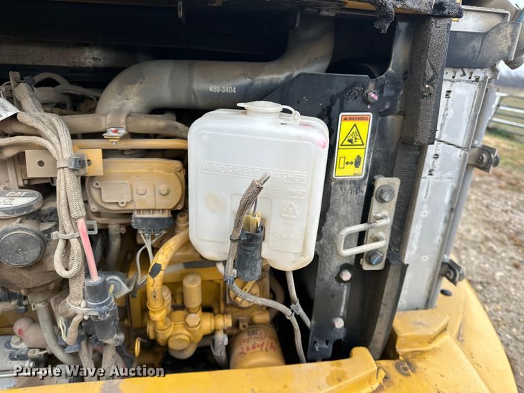 image for item DV0750 2016 Caterpillar 305.5E2  mini excavator
