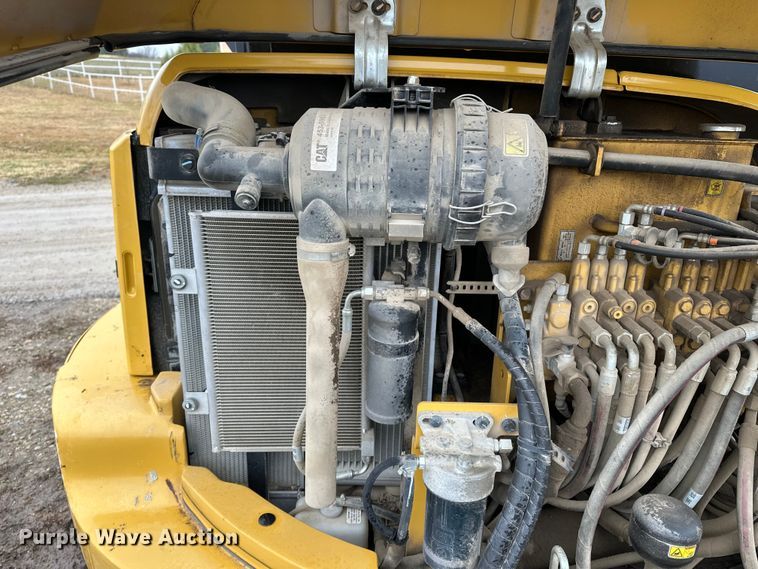 image for item DV0750 2016 Caterpillar 305.5E2  mini excavator