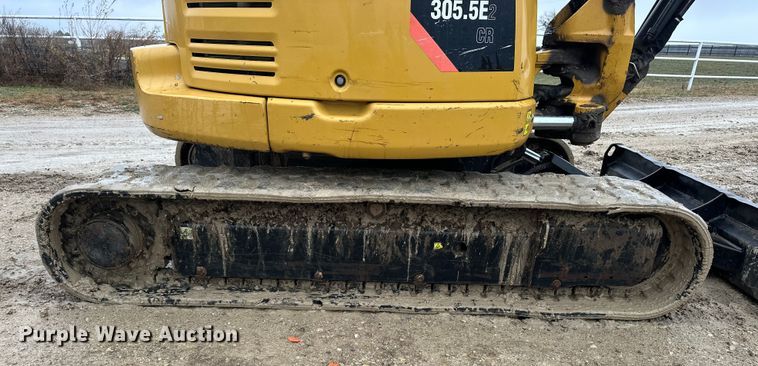 image for item DV0750 2016 Caterpillar 305.5E2  mini excavator