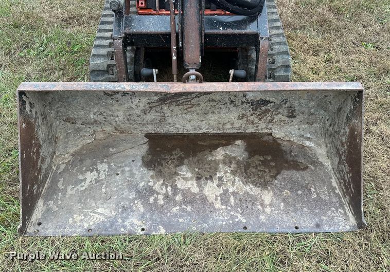 image for item DV0754 2018 Ditch Witch SK1050 compact utility loader