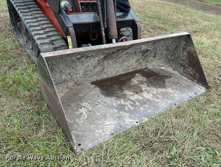 image for item DV0754 2018 Ditch Witch SK1050 compact utility loader