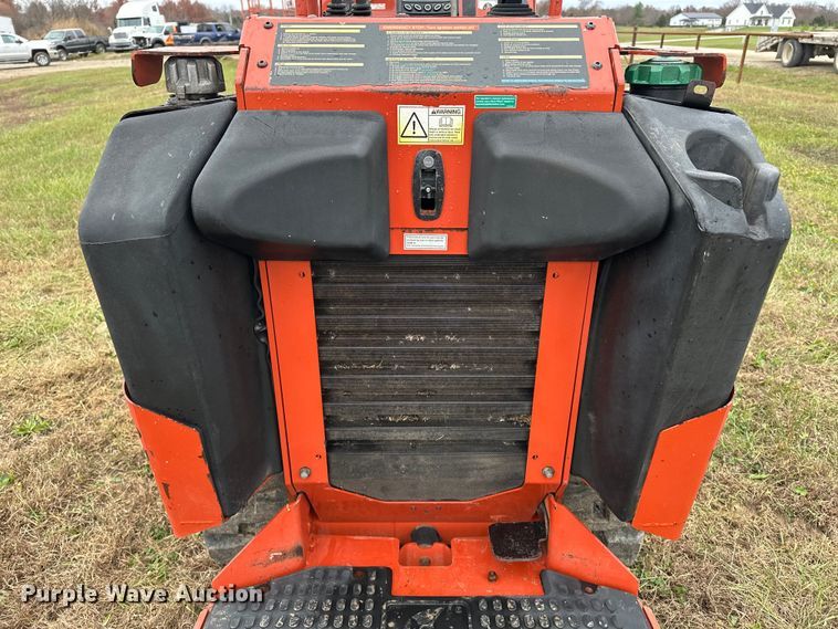 image for item DV0754 2018 Ditch Witch SK1050 compact utility loader