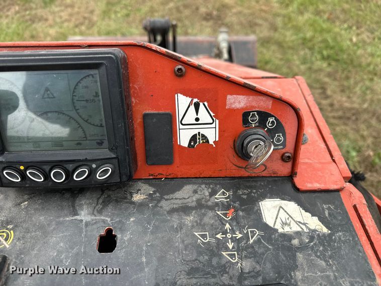 image for item DV0754 2018 Ditch Witch SK1050 compact utility loader