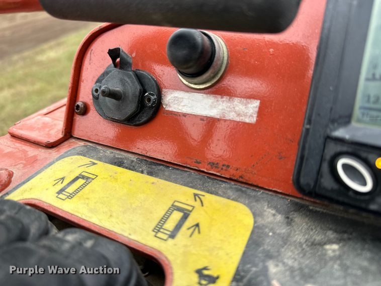 image for item DV0754 2018 Ditch Witch SK1050 compact utility loader