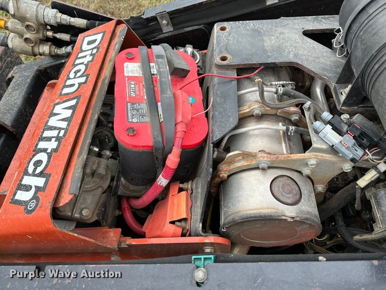 image for item DV0754 2018 Ditch Witch SK1050 compact utility loader