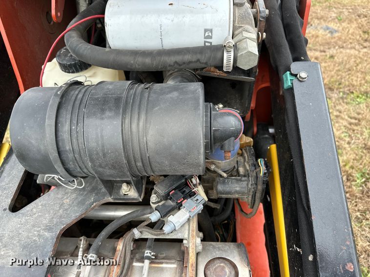 image for item DV0754 2018 Ditch Witch SK1050 compact utility loader