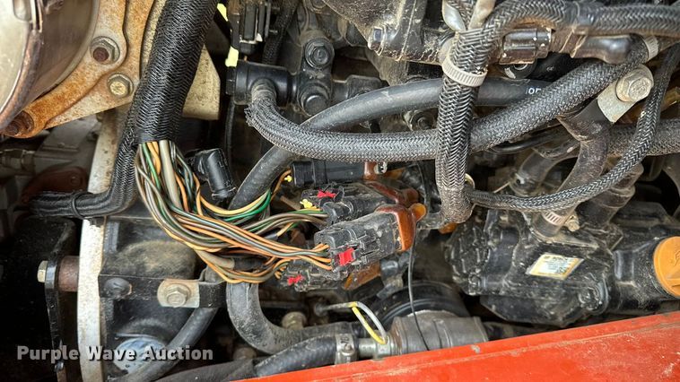 image for item DV0754 2018 Ditch Witch SK1050 compact utility loader