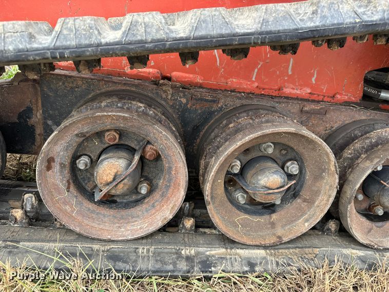 image for item DV0754 2018 Ditch Witch SK1050 compact utility loader