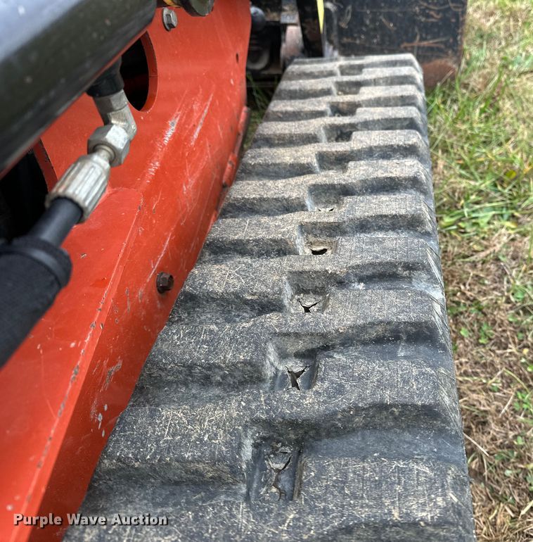 image for item DV0754 2018 Ditch Witch SK1050 compact utility loader