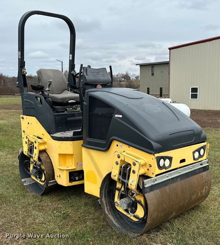COMPACTADOR 2015 BOMAG BW120SL5