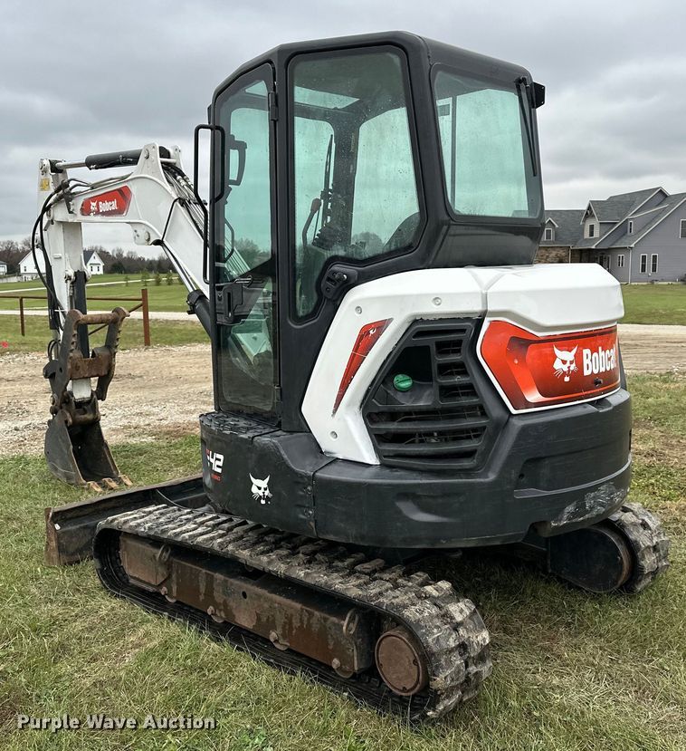 image for item DV0756 2022 Bobcat E42 mini excavator