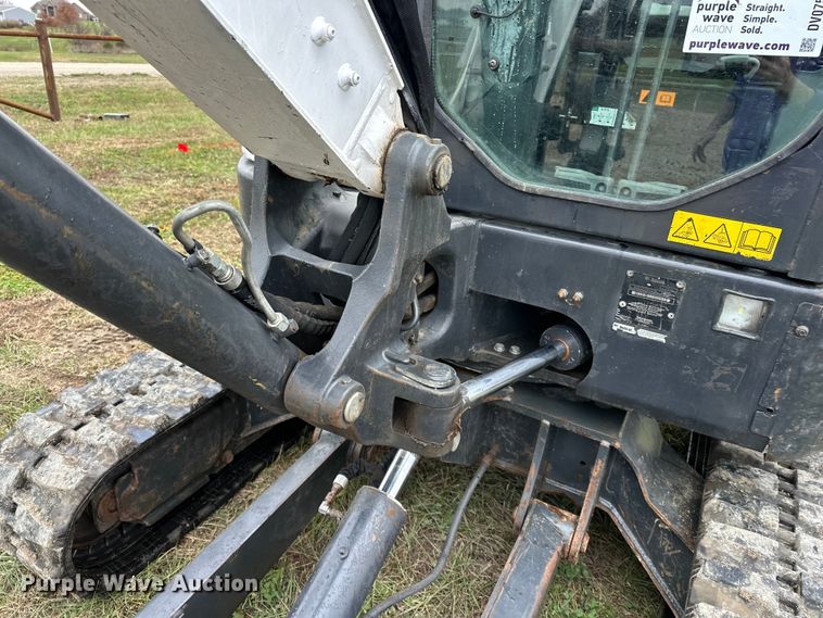 image for item DV0756 2022 Bobcat E42 mini excavator