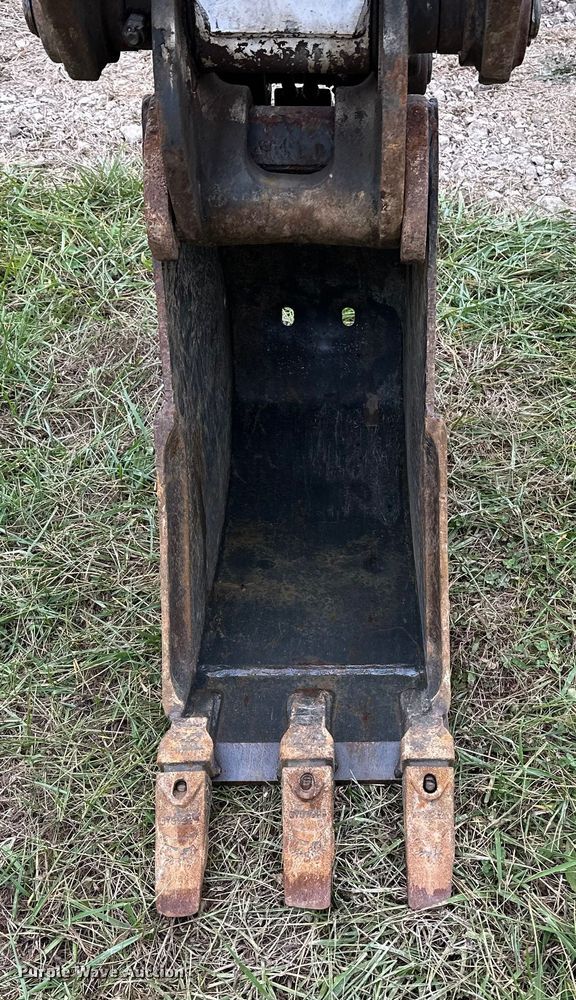 image for item DV0756 2022 Bobcat E42 mini excavator