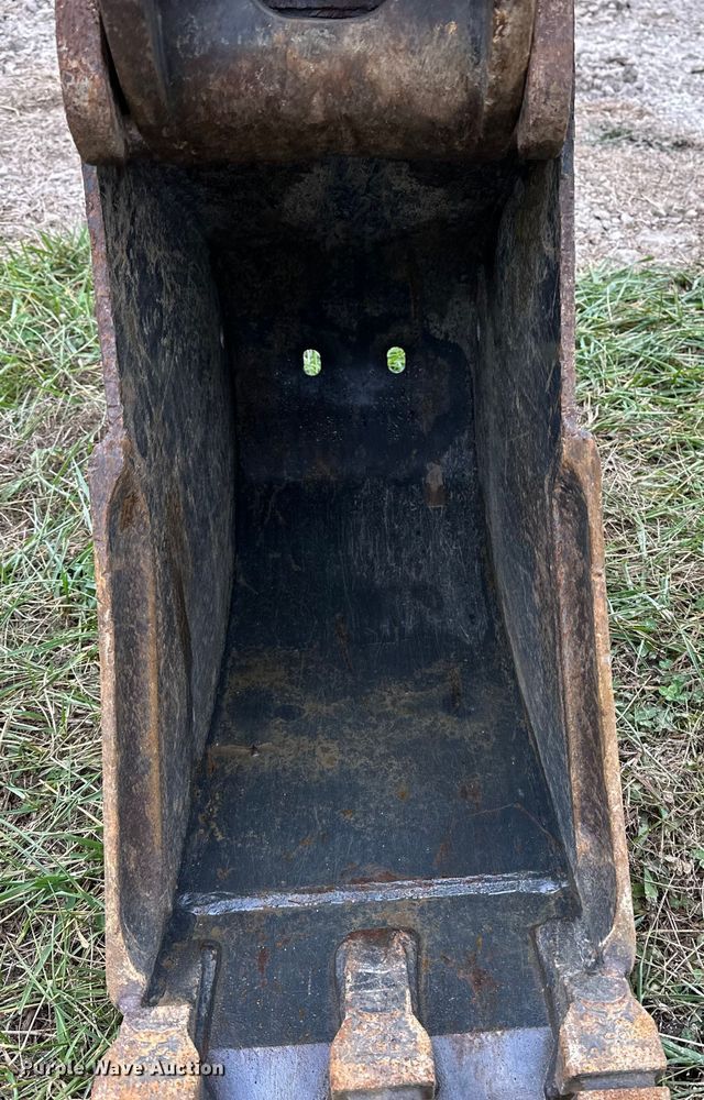 image for item DV0756 2022 Bobcat E42 mini excavator