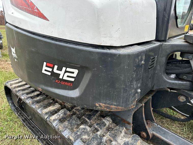 image for item DV0756 2022 Bobcat E42 mini excavator