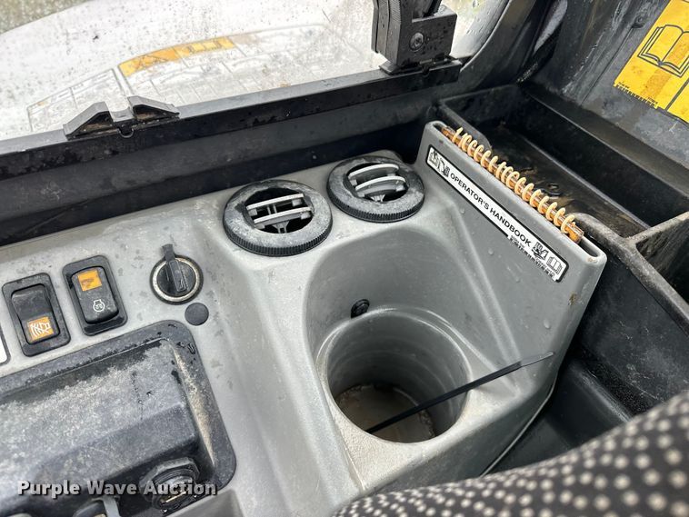 image for item DV0756 2022 Bobcat E42 mini excavator