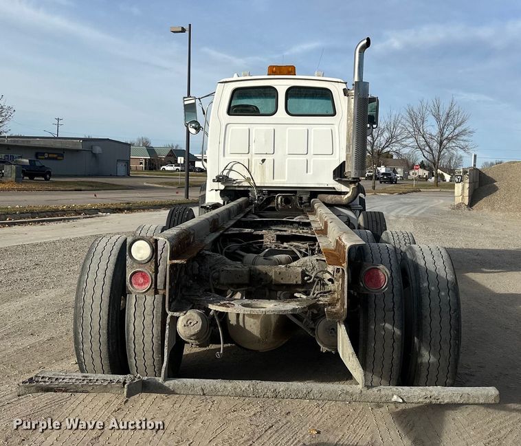 image for item DW4337 2003 Sterling L-Line truck cab and chassis